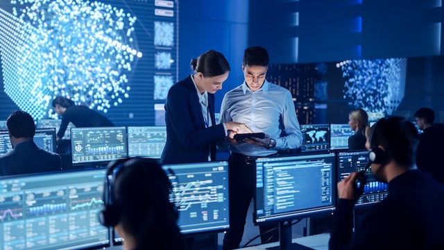 A technical guide for security architects and SOC teams to counteract self-modifying malware using behavioral analytics, memory forensics, and layered defenses.